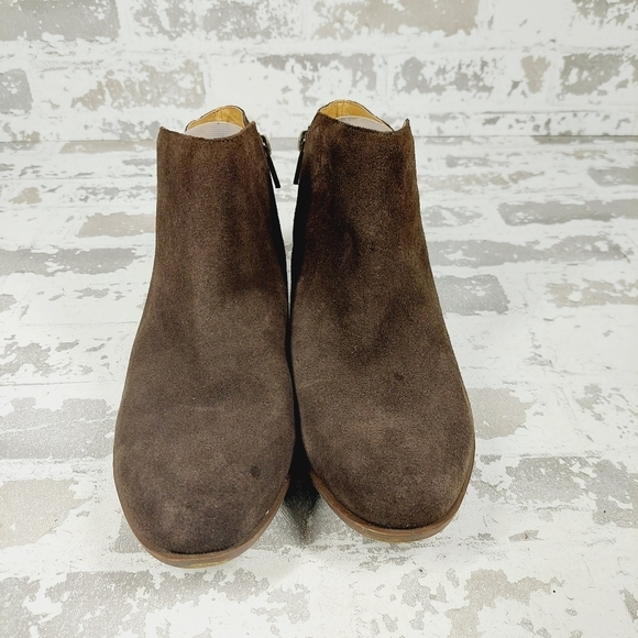 Lucky Brand Brown Leather Suede Side Zipper Heels Ankle Bootie V673 - Picture 3 of 13